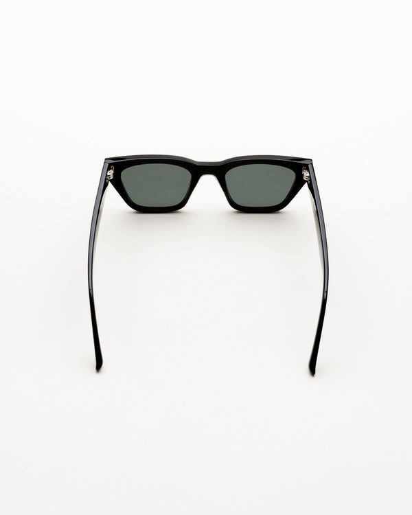 Memphis Black - green solid lens