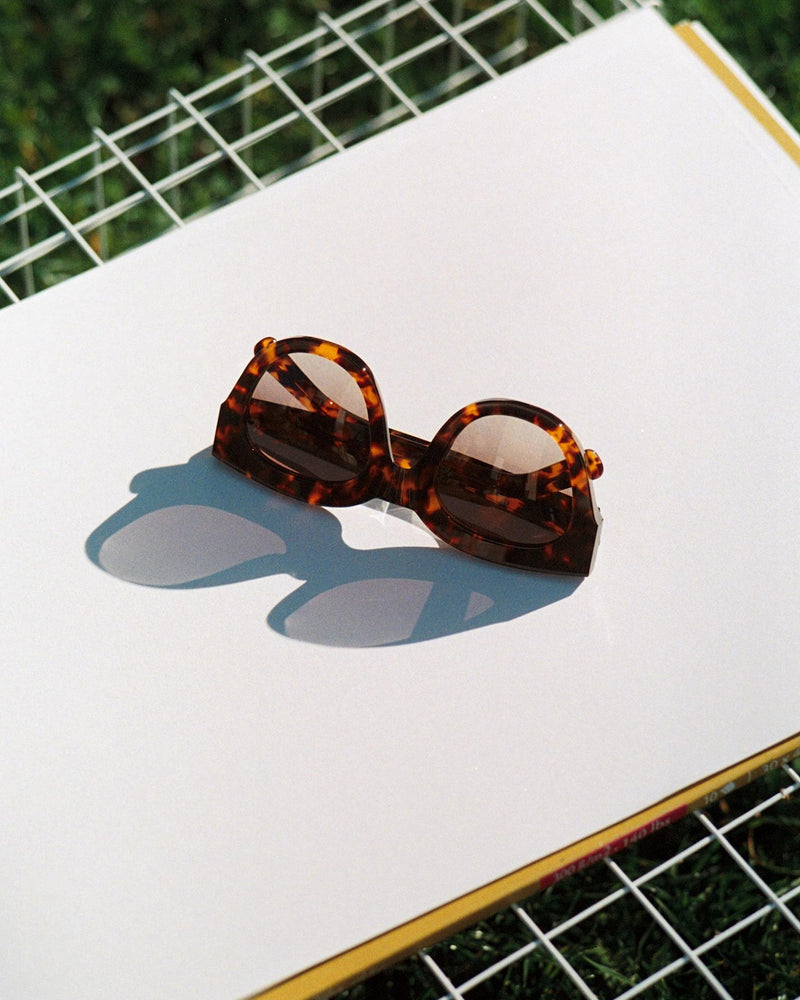 Cleo Havana - grey gradient lens