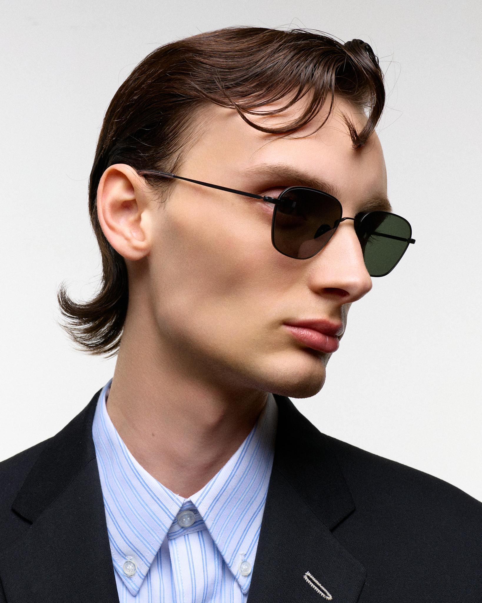 Otis Black - green solid lens