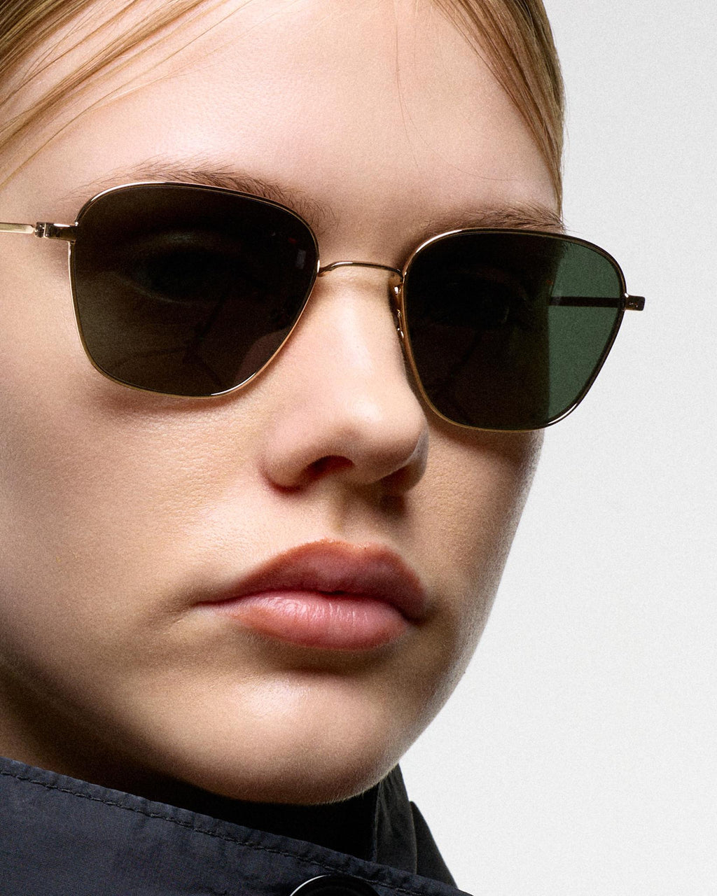 Otis Gold - green solid lens