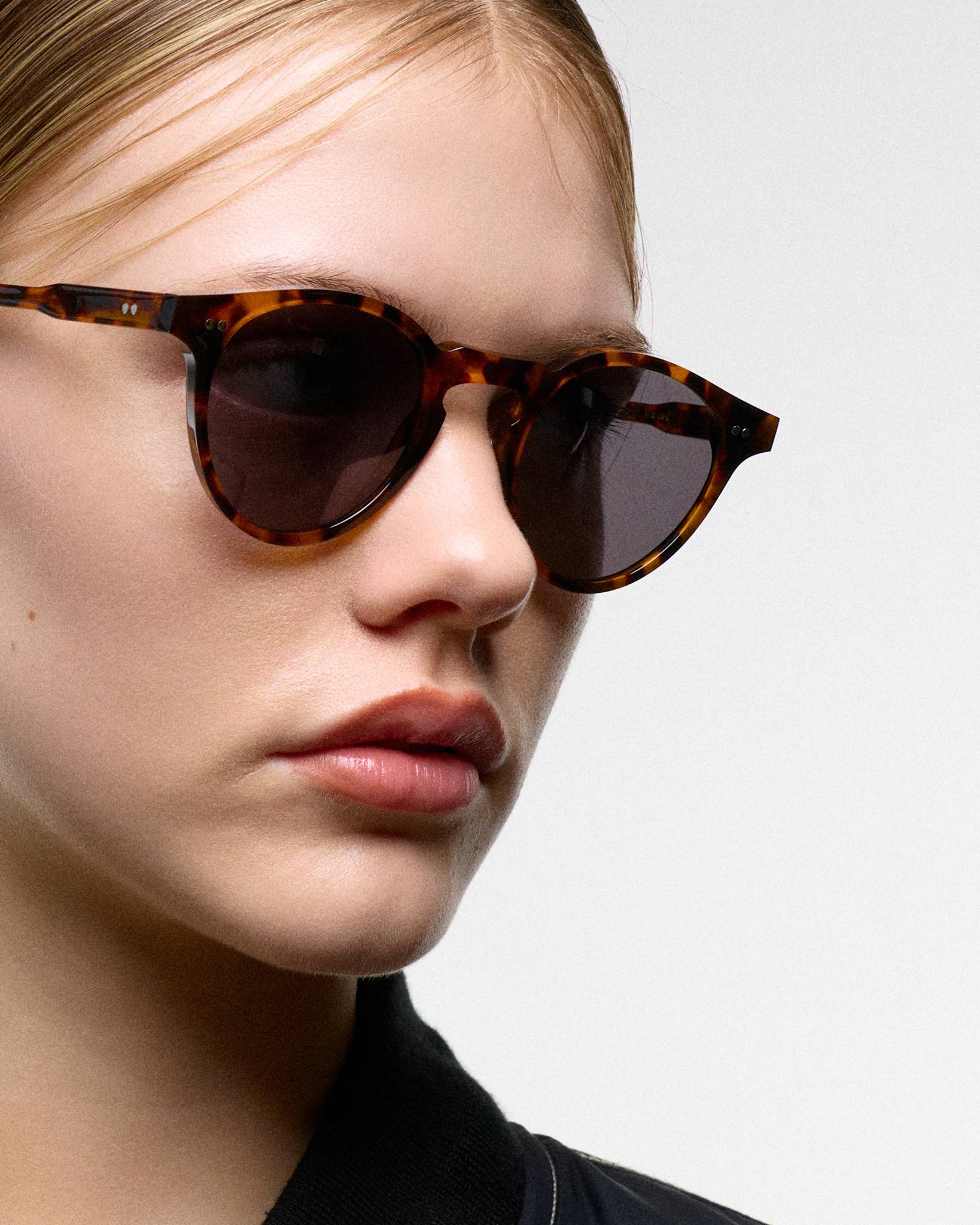 Forest Havana - grey solid lens