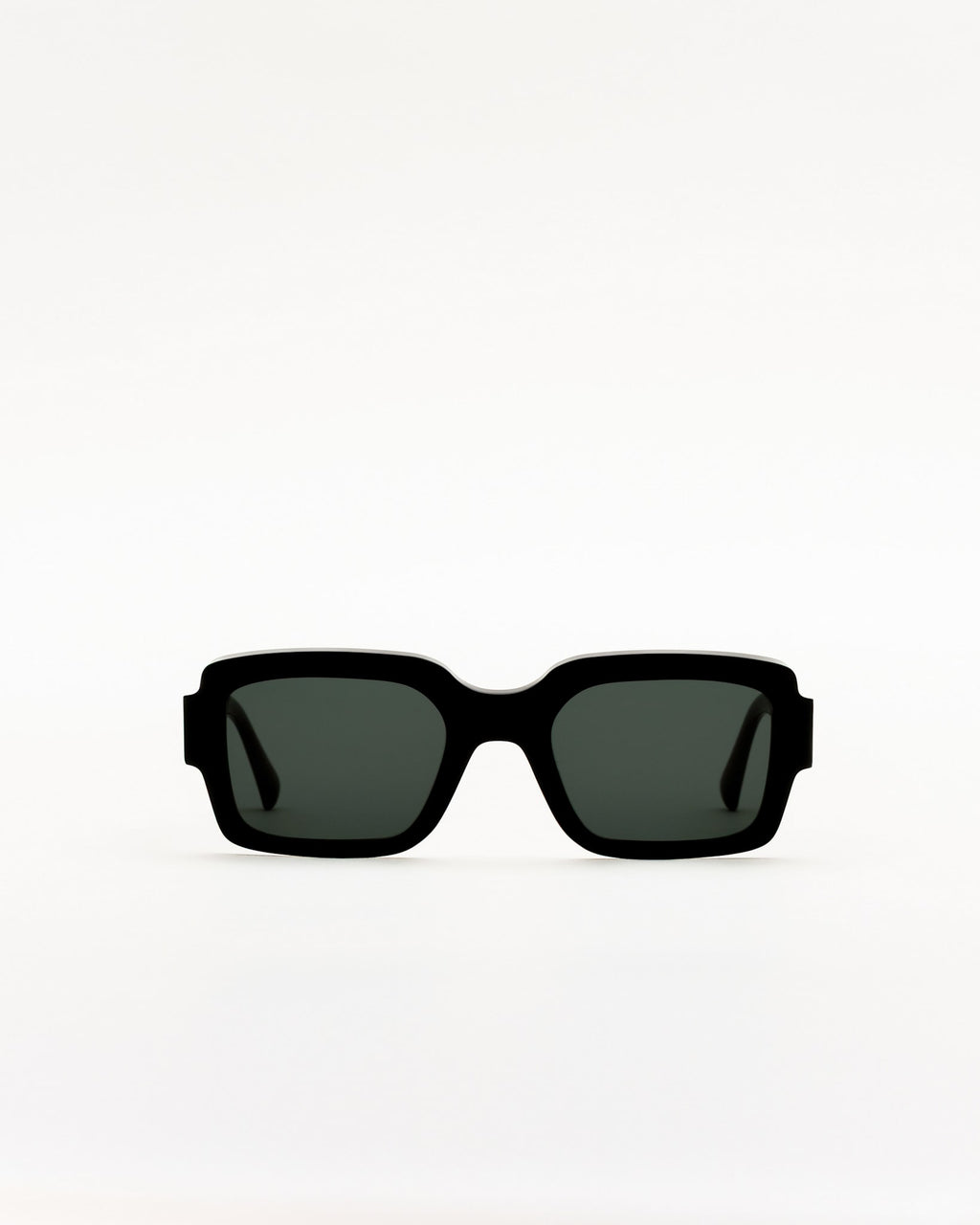 Apollo Black - green solid lens