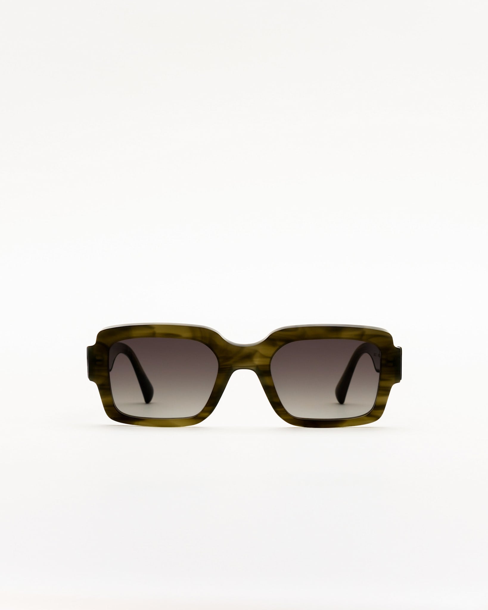 Apollo Olive Demi - grey gradient lens
