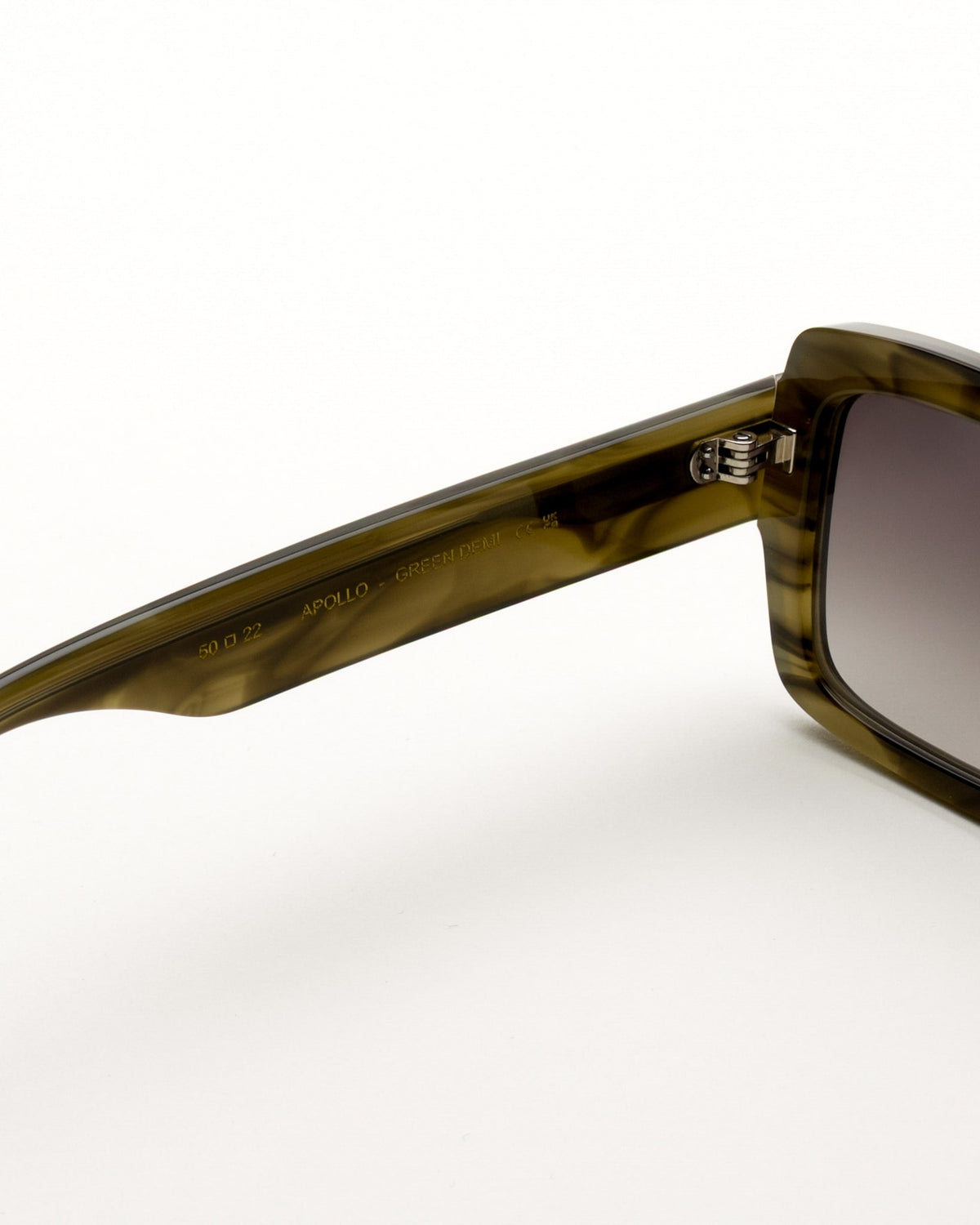Apollo Olive Demi - grey gradient lens