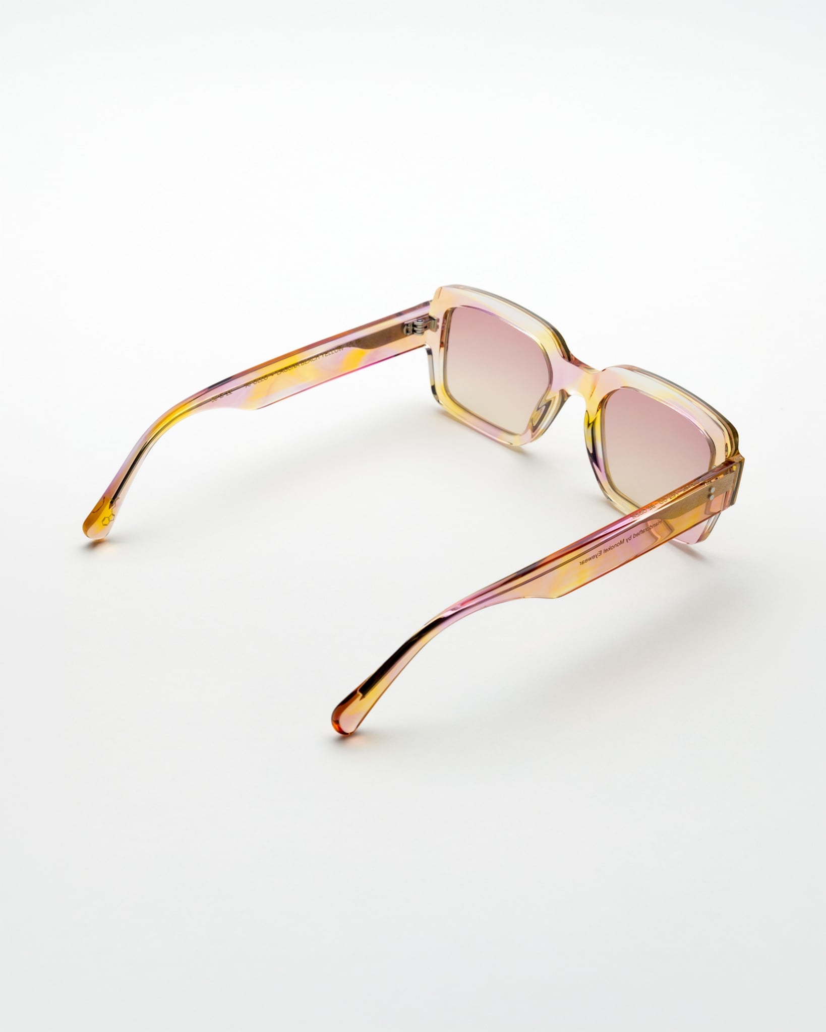 Apollo Laguna Beach Yellow - rose gradient lens