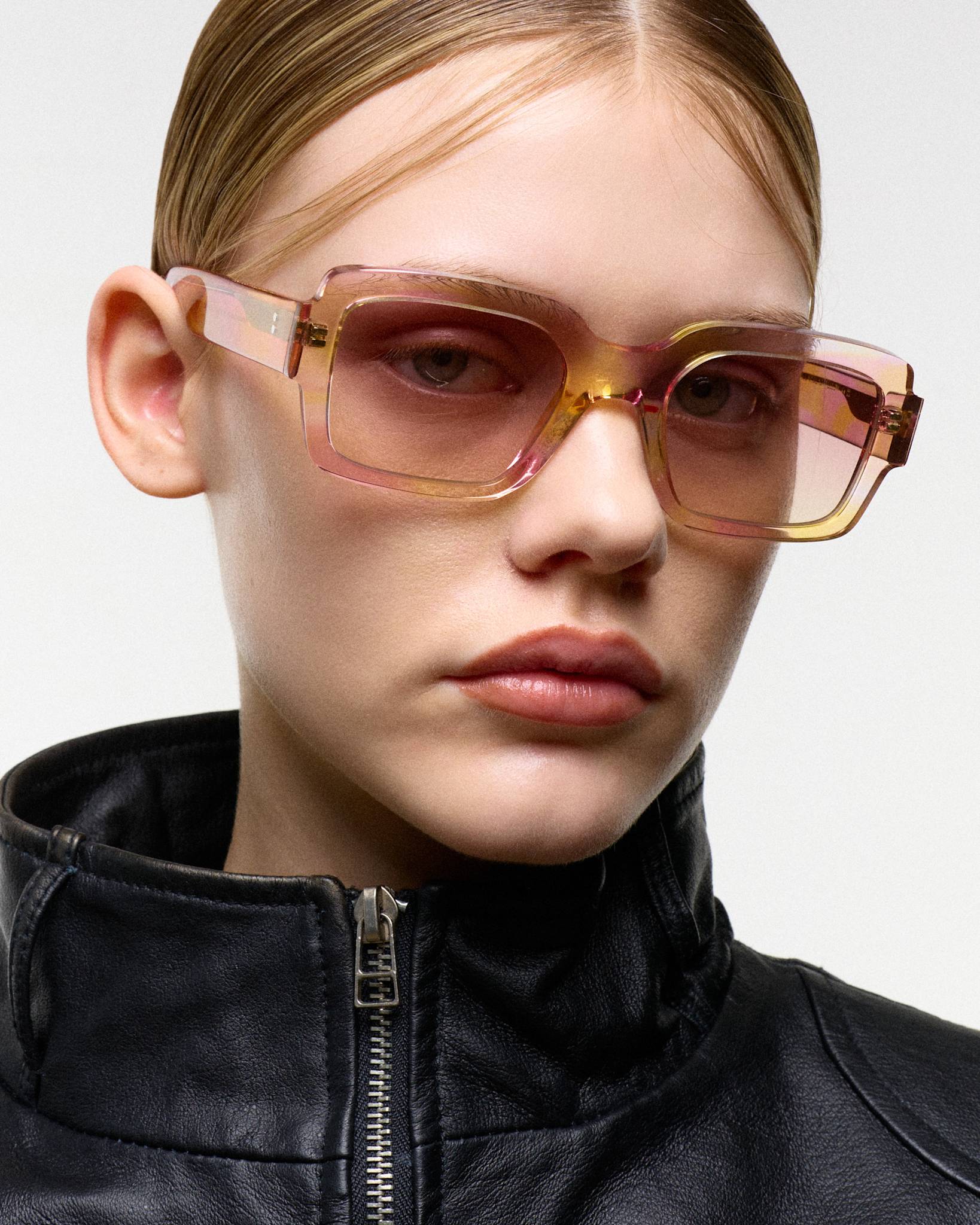 Apollo Laguna Beach Yellow - rose gradient lens