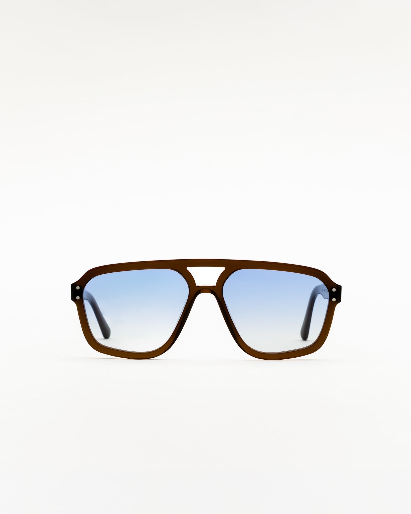 Jet Chocolate - blue gradient lens