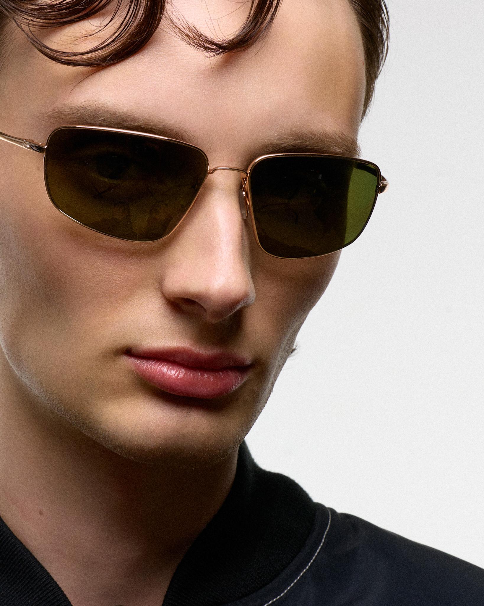 Marathon Gold - green solid polarized lens