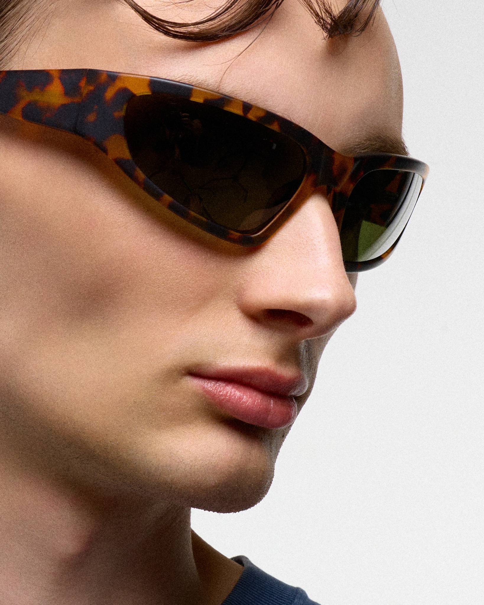 Crow matt Havana - green solid polarized lens