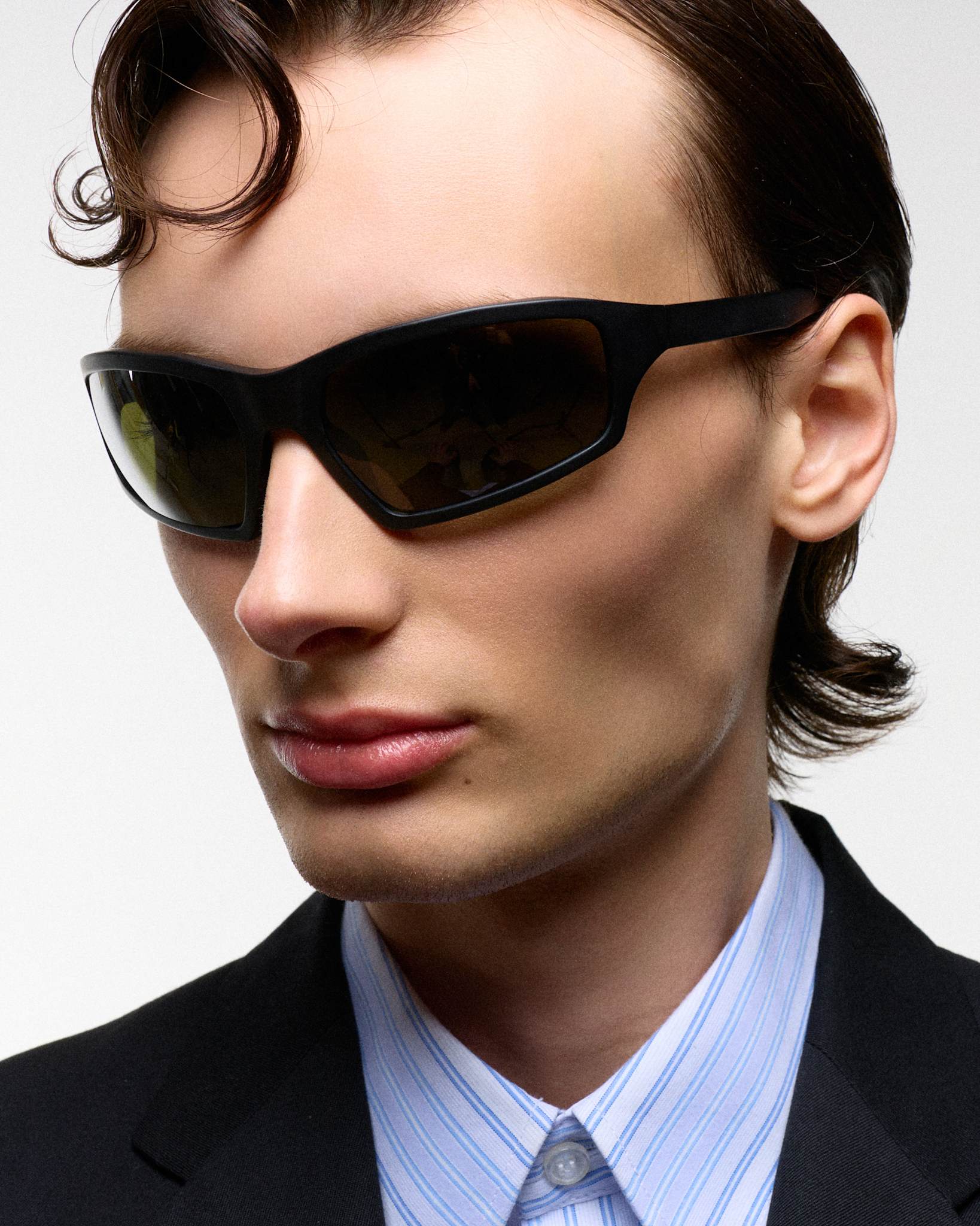 Raven matt Black - green solid polarized lens