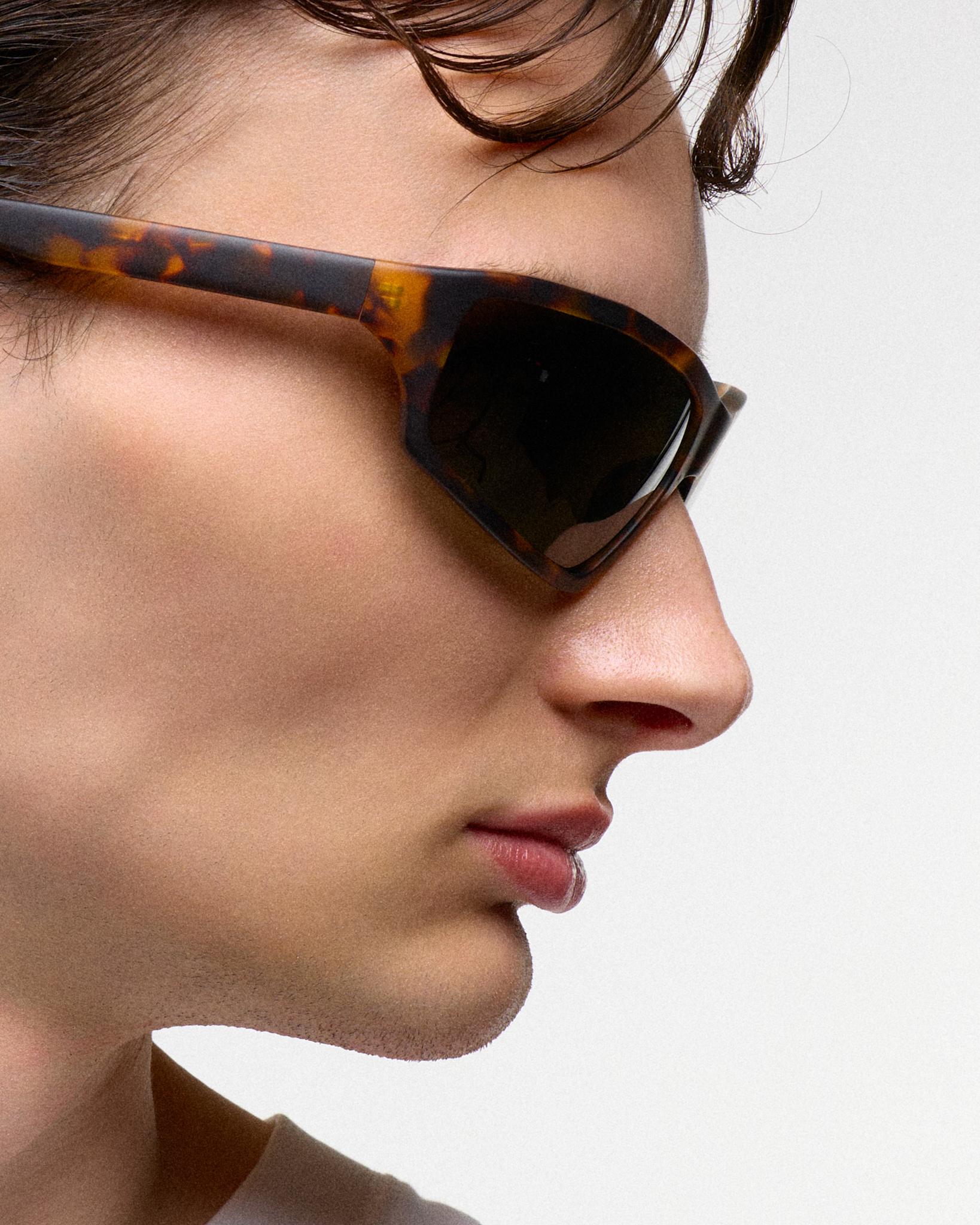 Raven matt Havana - green solid polarized lens