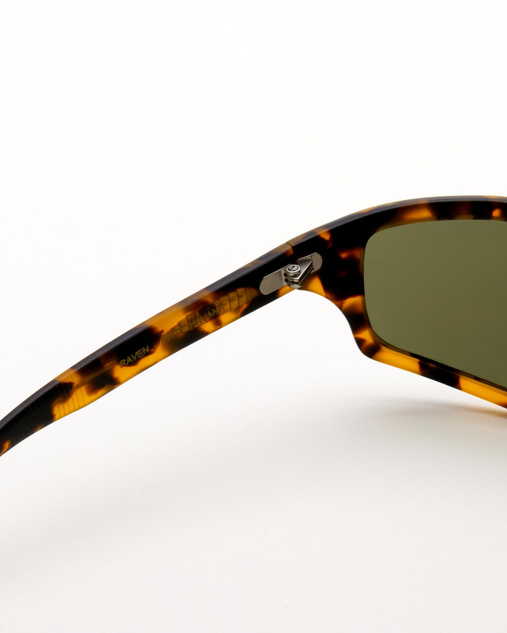 Raven matt Havana - green solid polarized lens