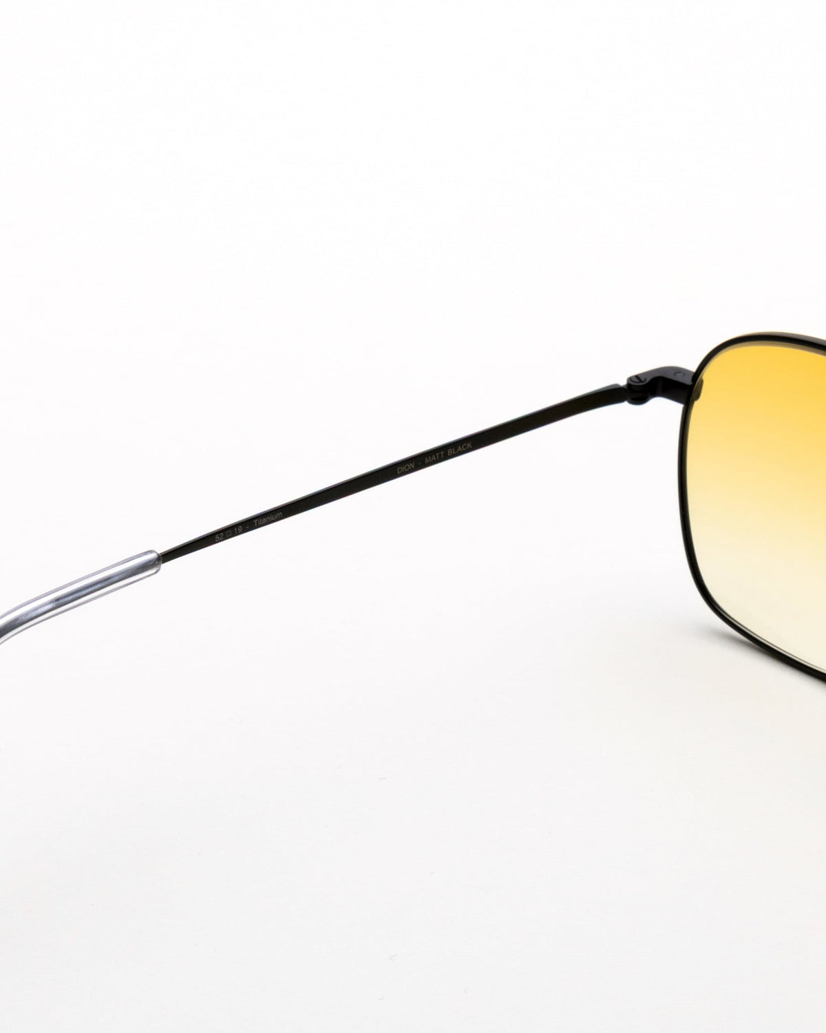 Dion matt Black - yellow gradient lens