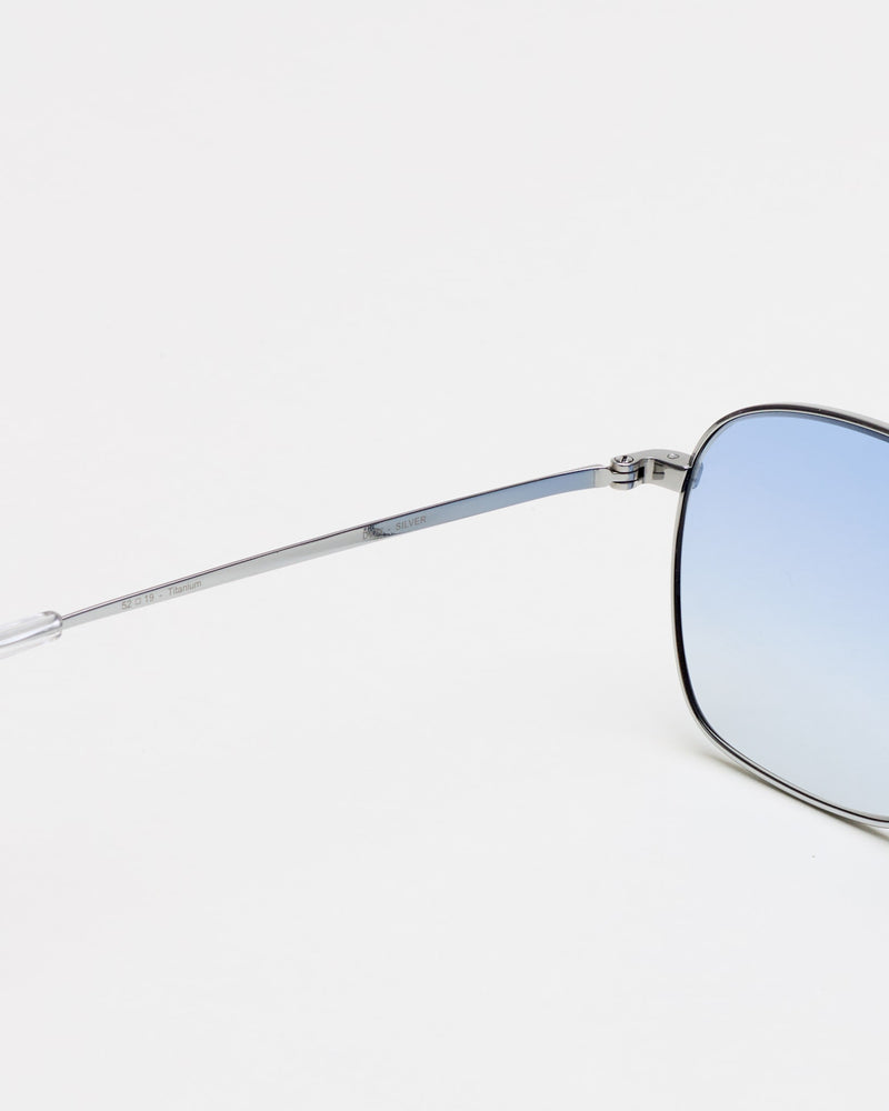 Dion Silver - blue gradient lens