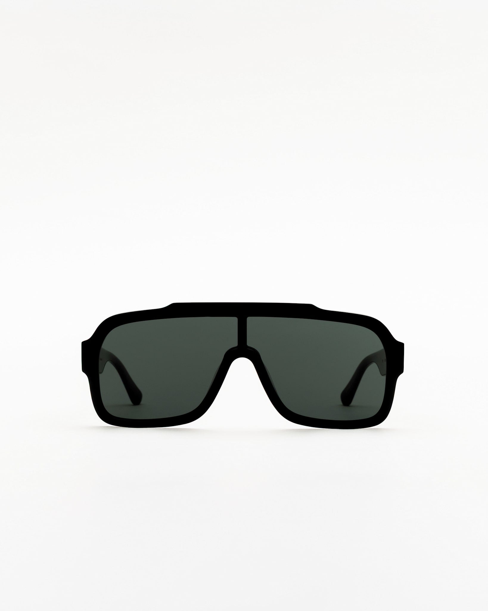 Aspen Black - green solid lens
