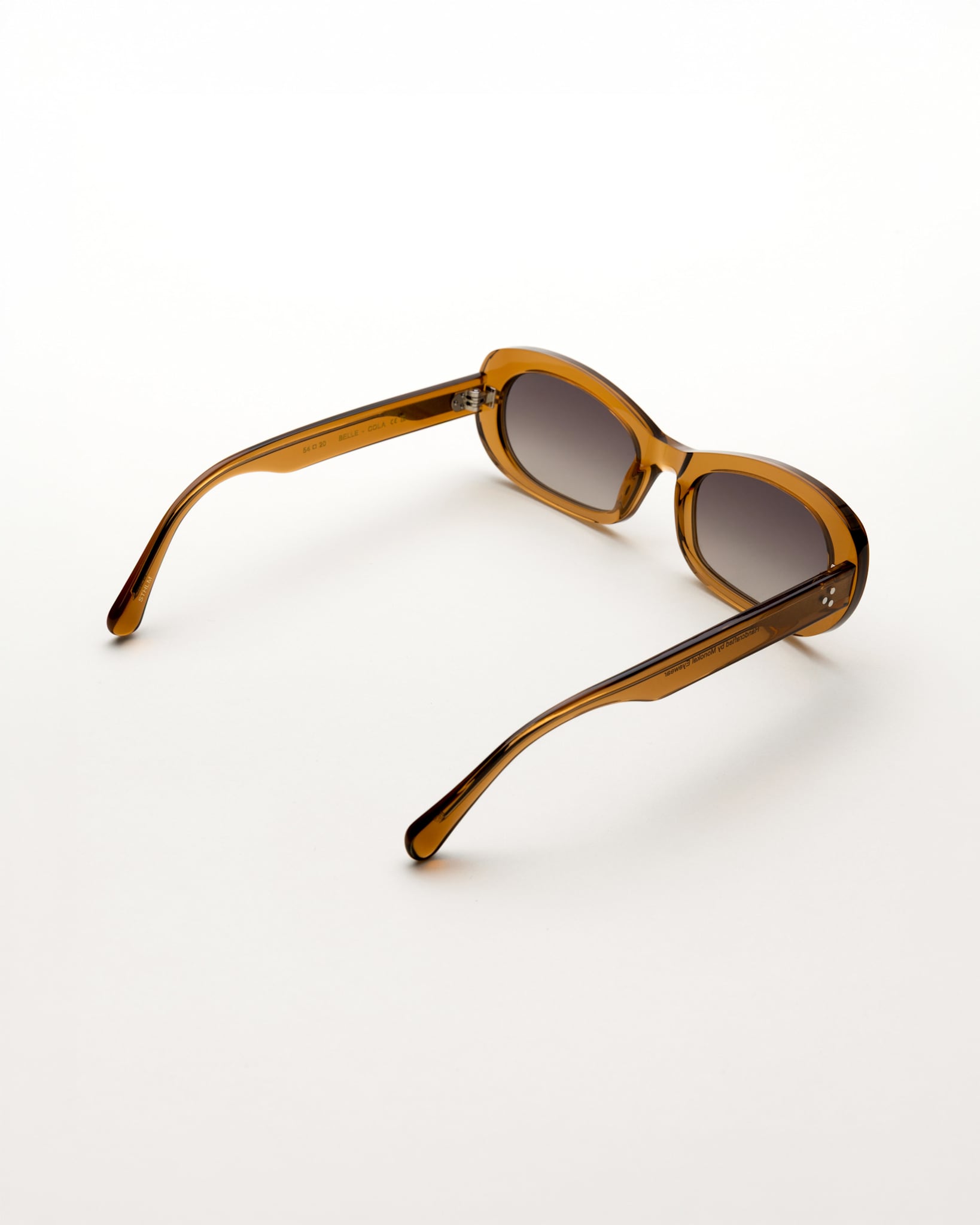 Belle Cola - grey gradient lens
