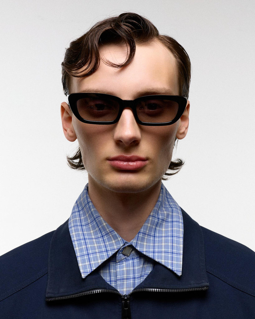 Nova Black - grey gradient lens