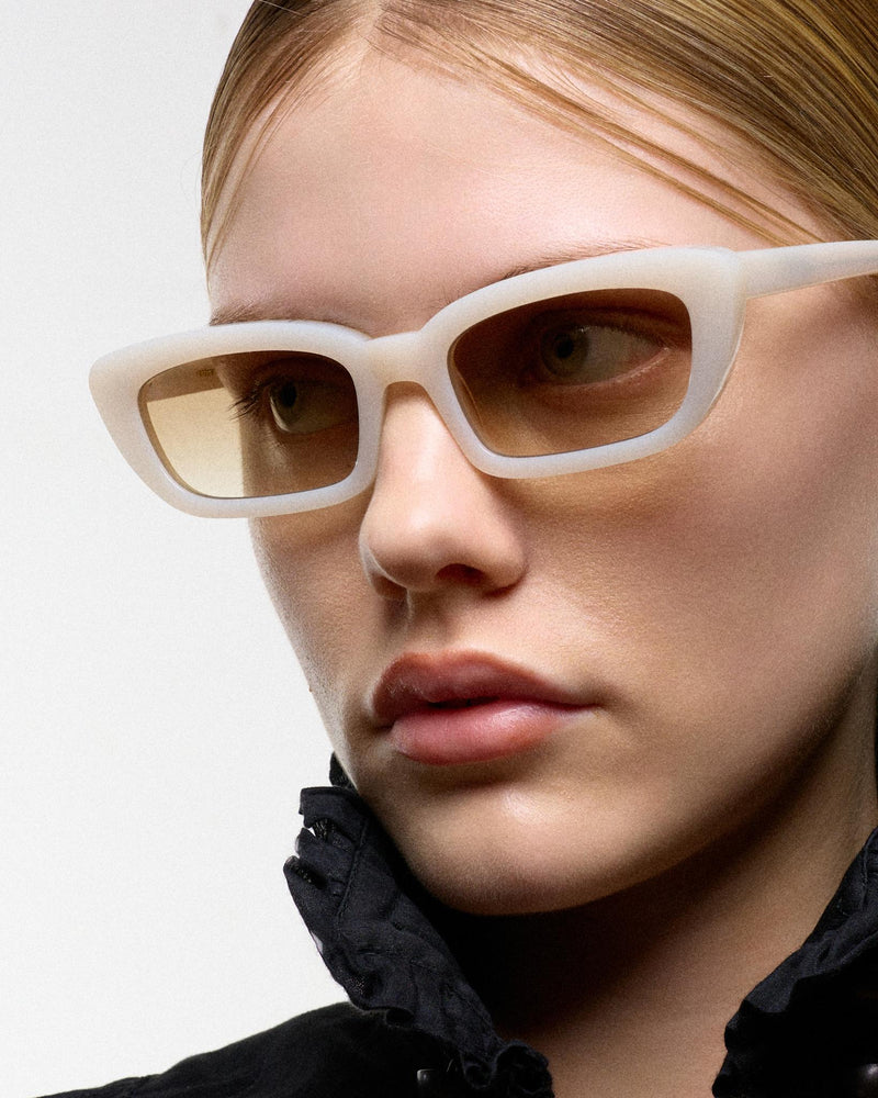 Nova Pearl - brown gradient lens