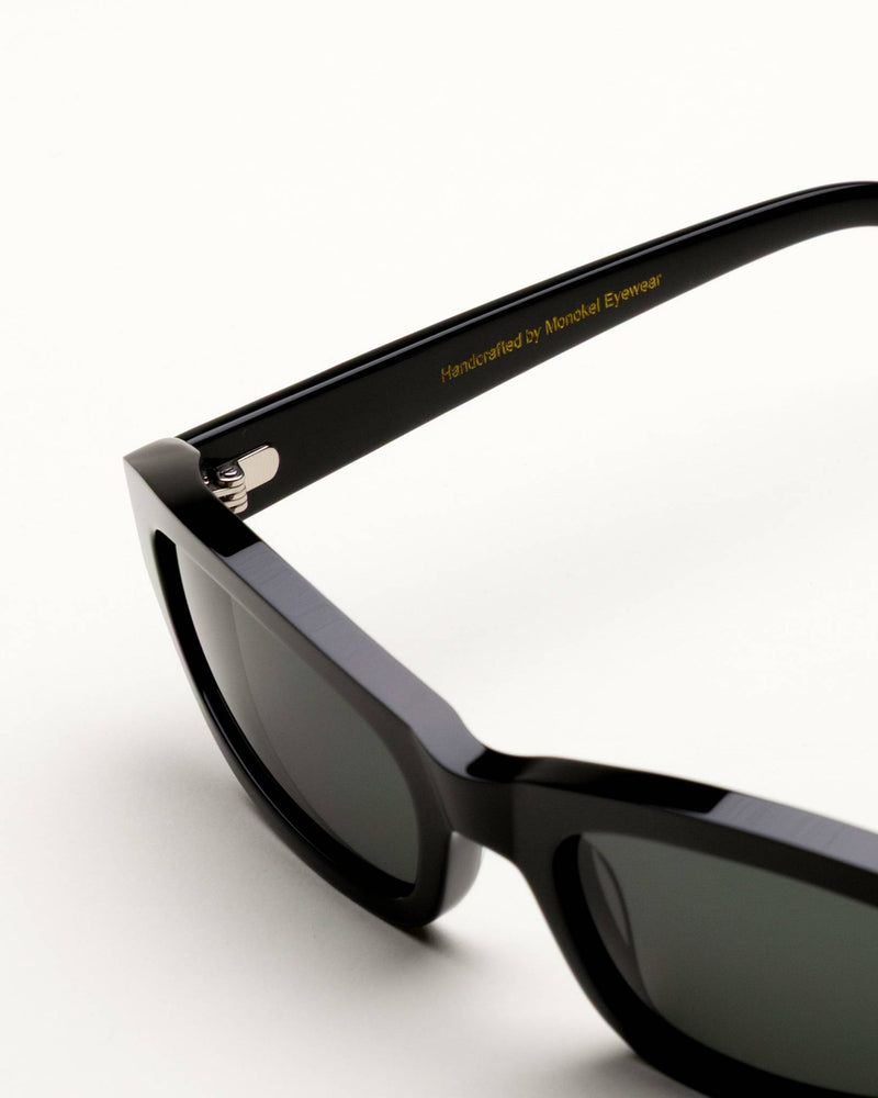Miles Black - Green solid lens