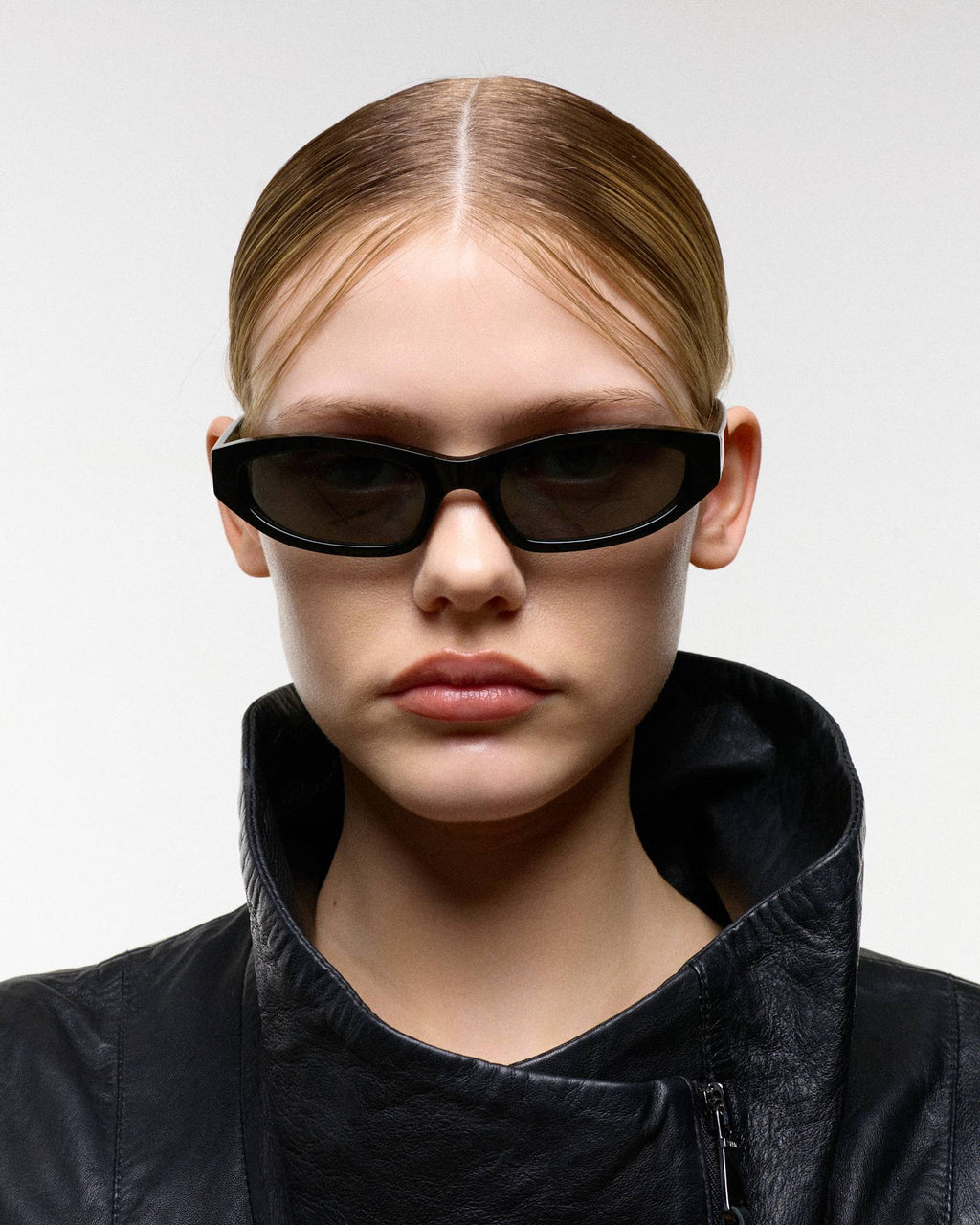 Miles Black - Green solid lens