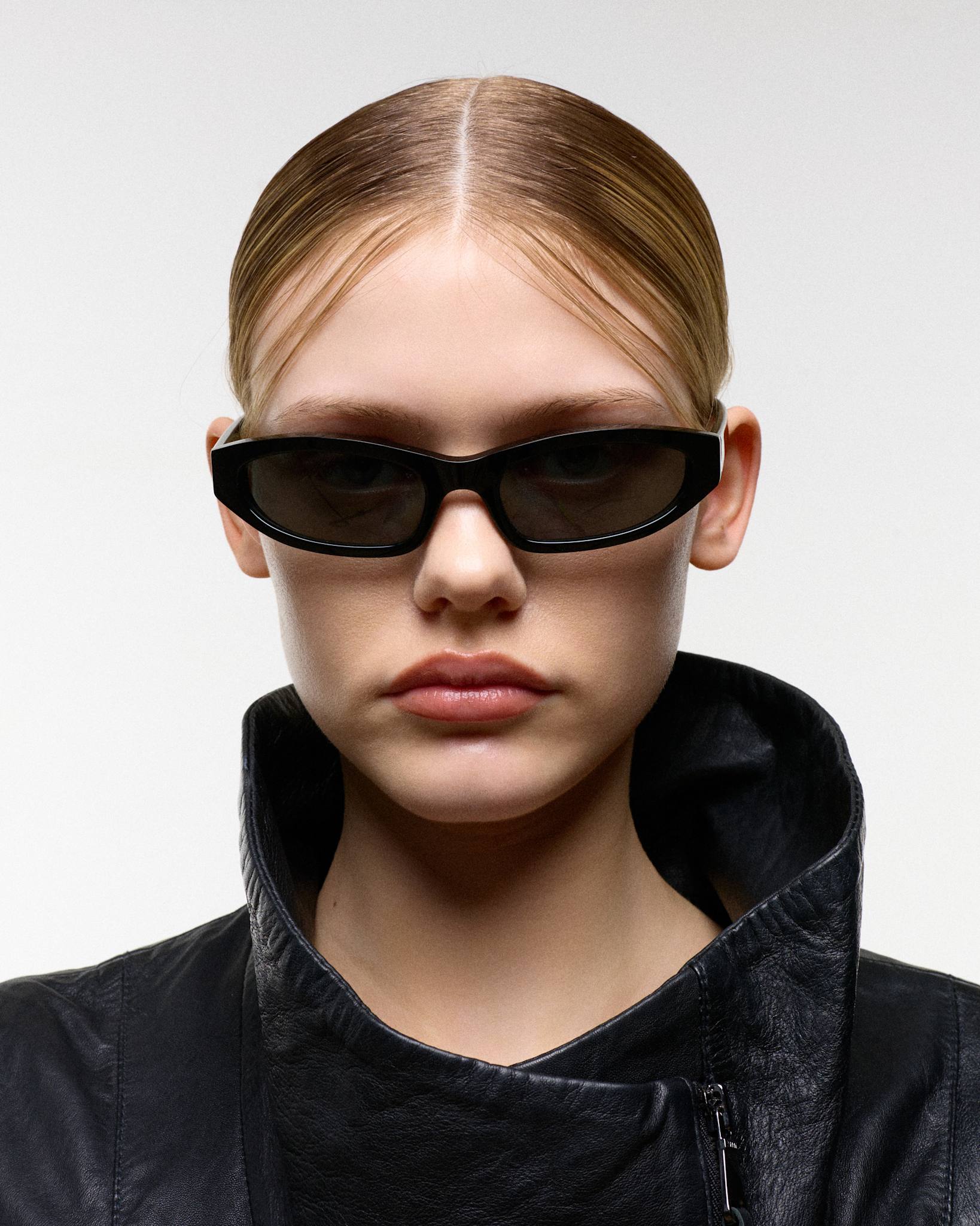 Miles Black - Green solid lens