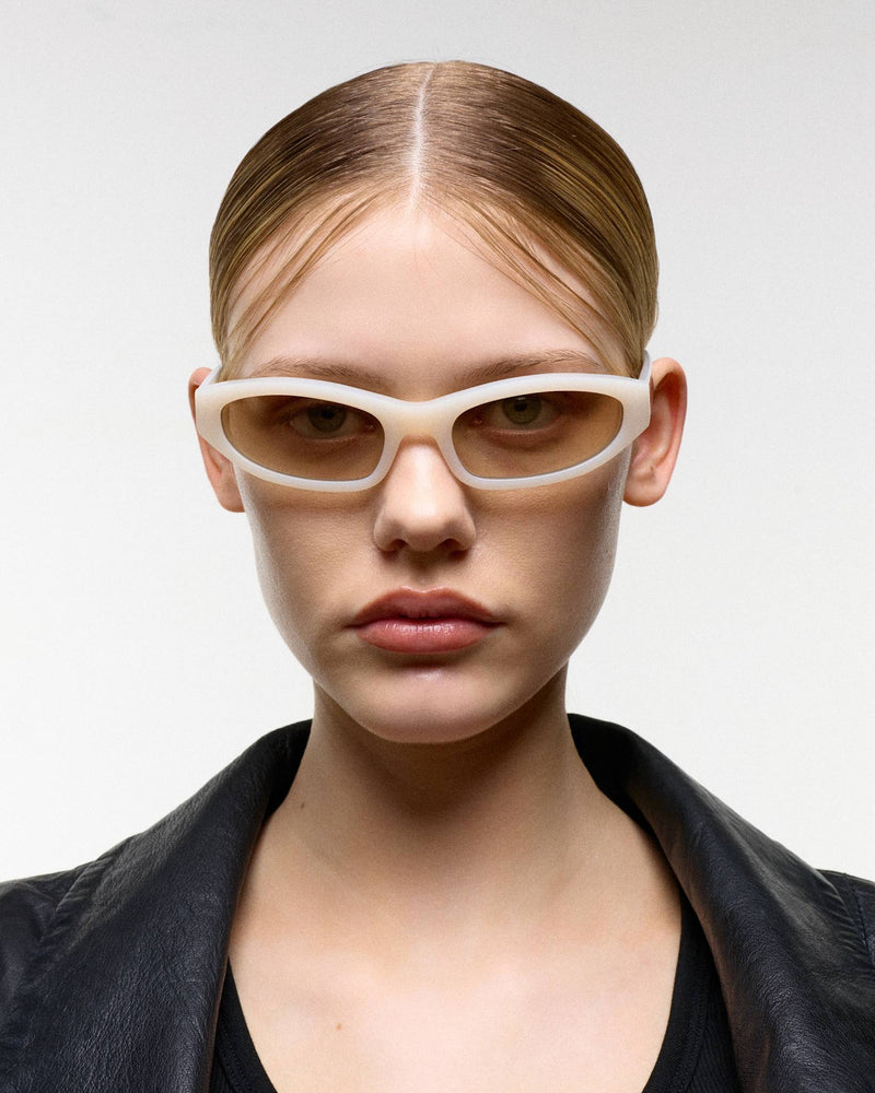Miles Pearl - brown gradient lens