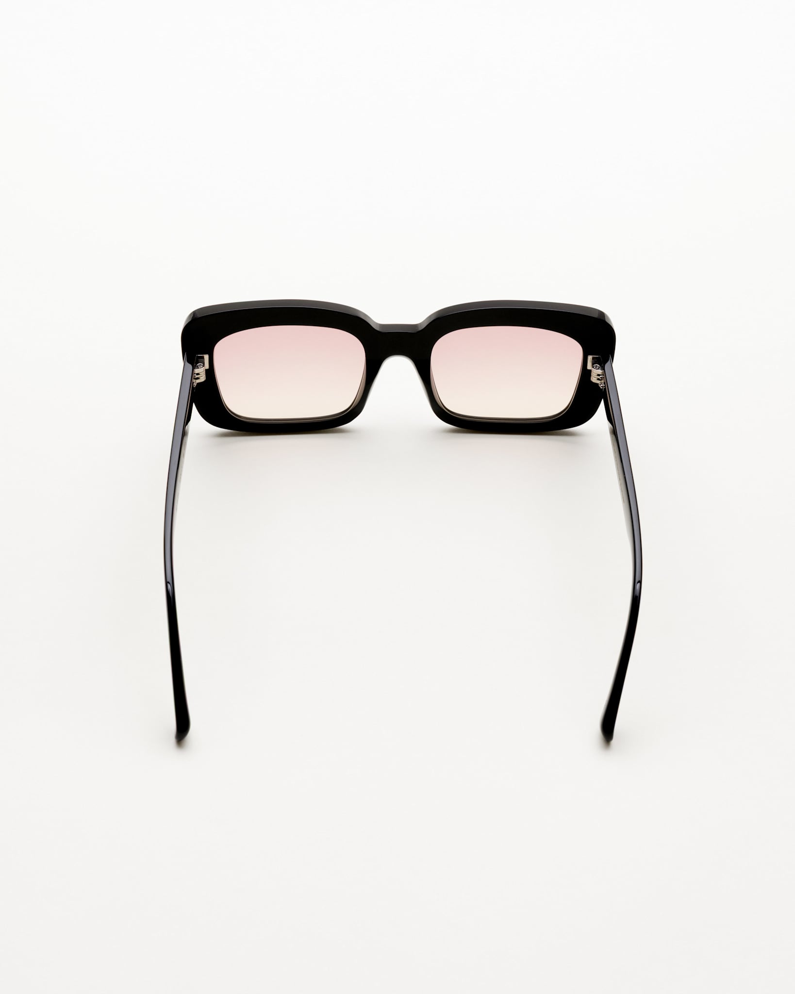 Molly Black - rose gradient lens