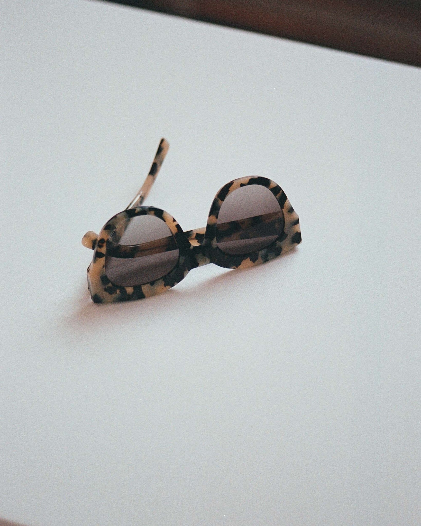 Cleo Black/White havana - grey gradient lens