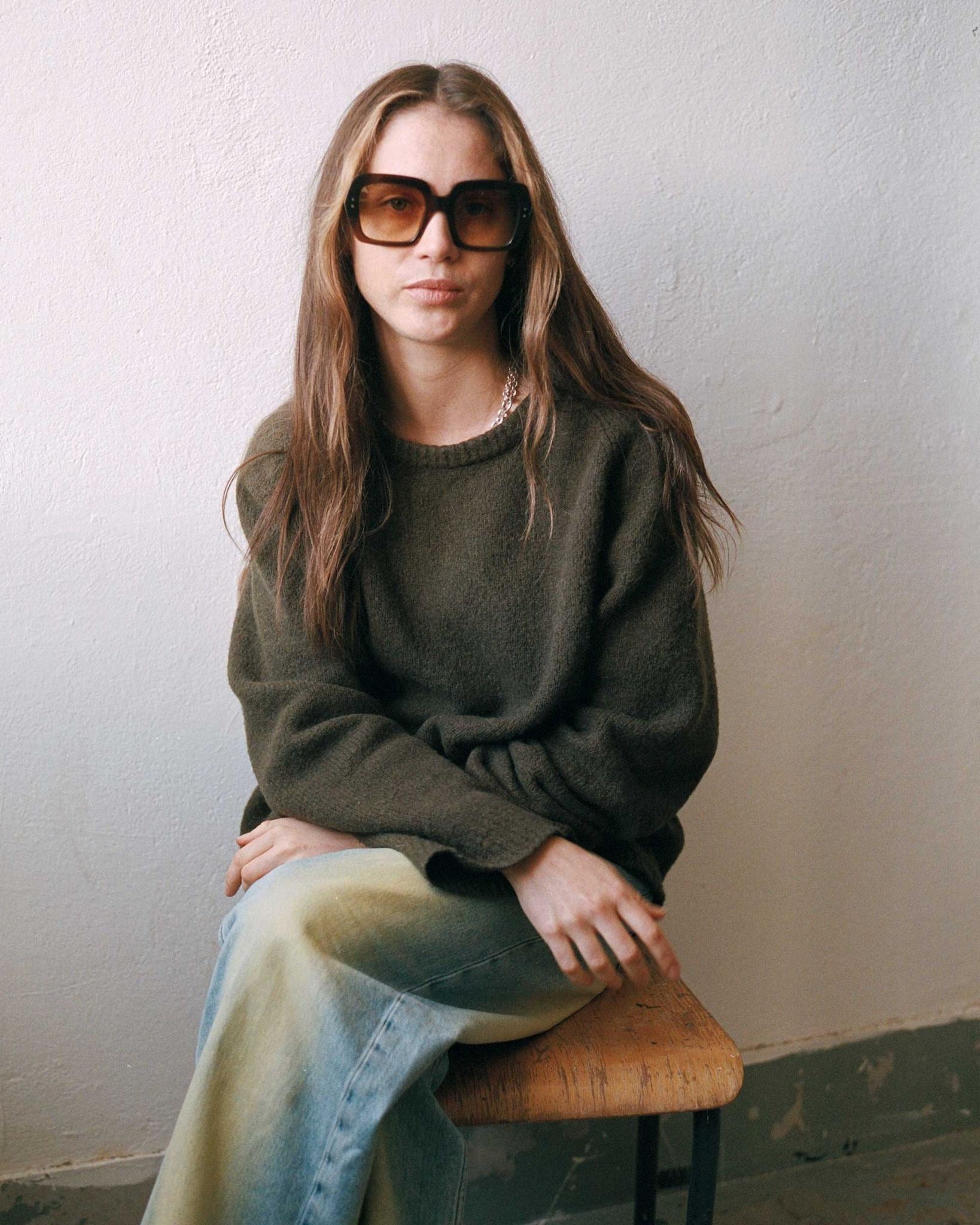 Kaia Cola - brown gradient lens