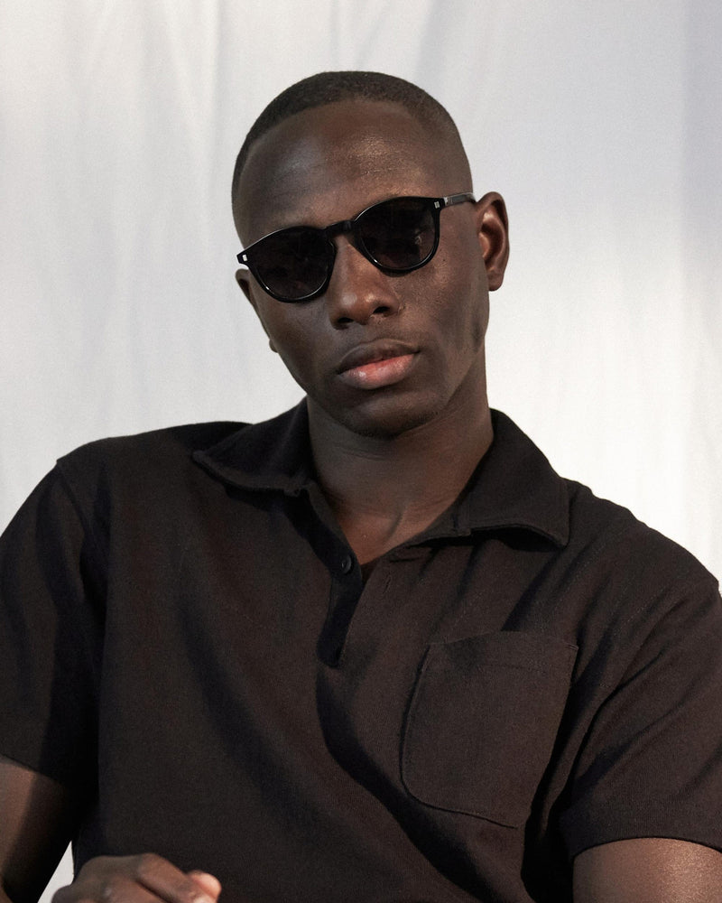 Nelson Black - grey gradient lens
