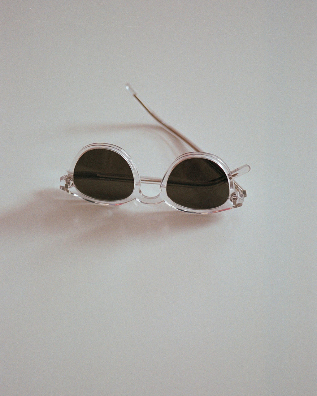 Nelson Crystal - green solid lens