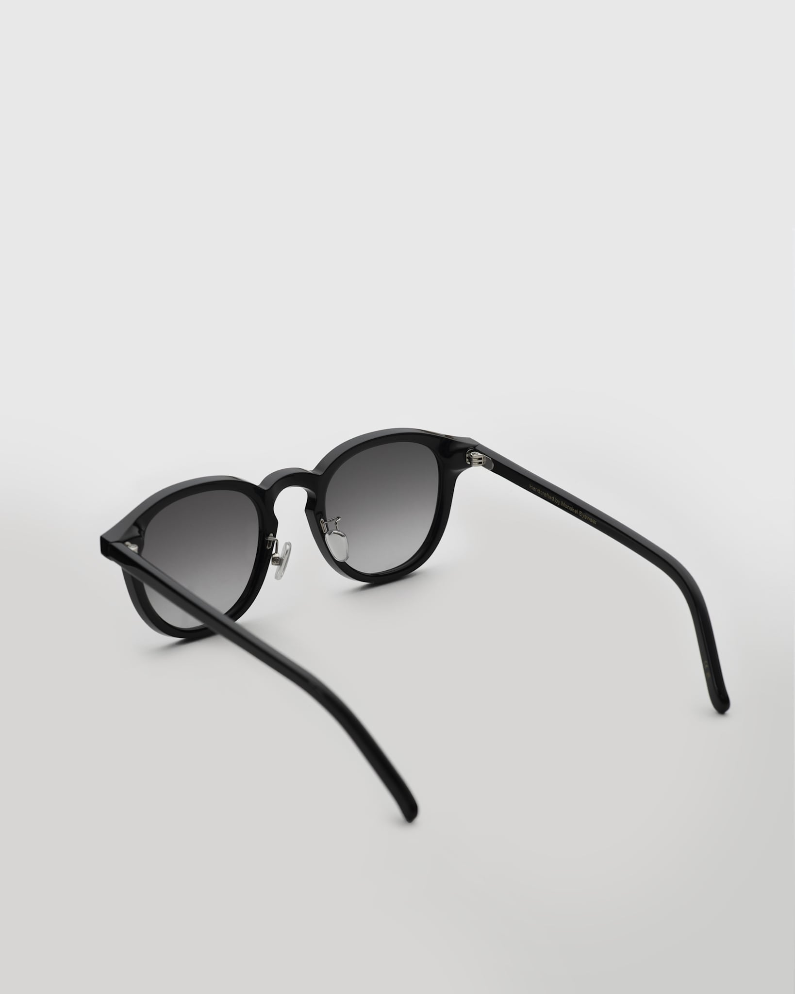 Nelson Black - grey gradient lens