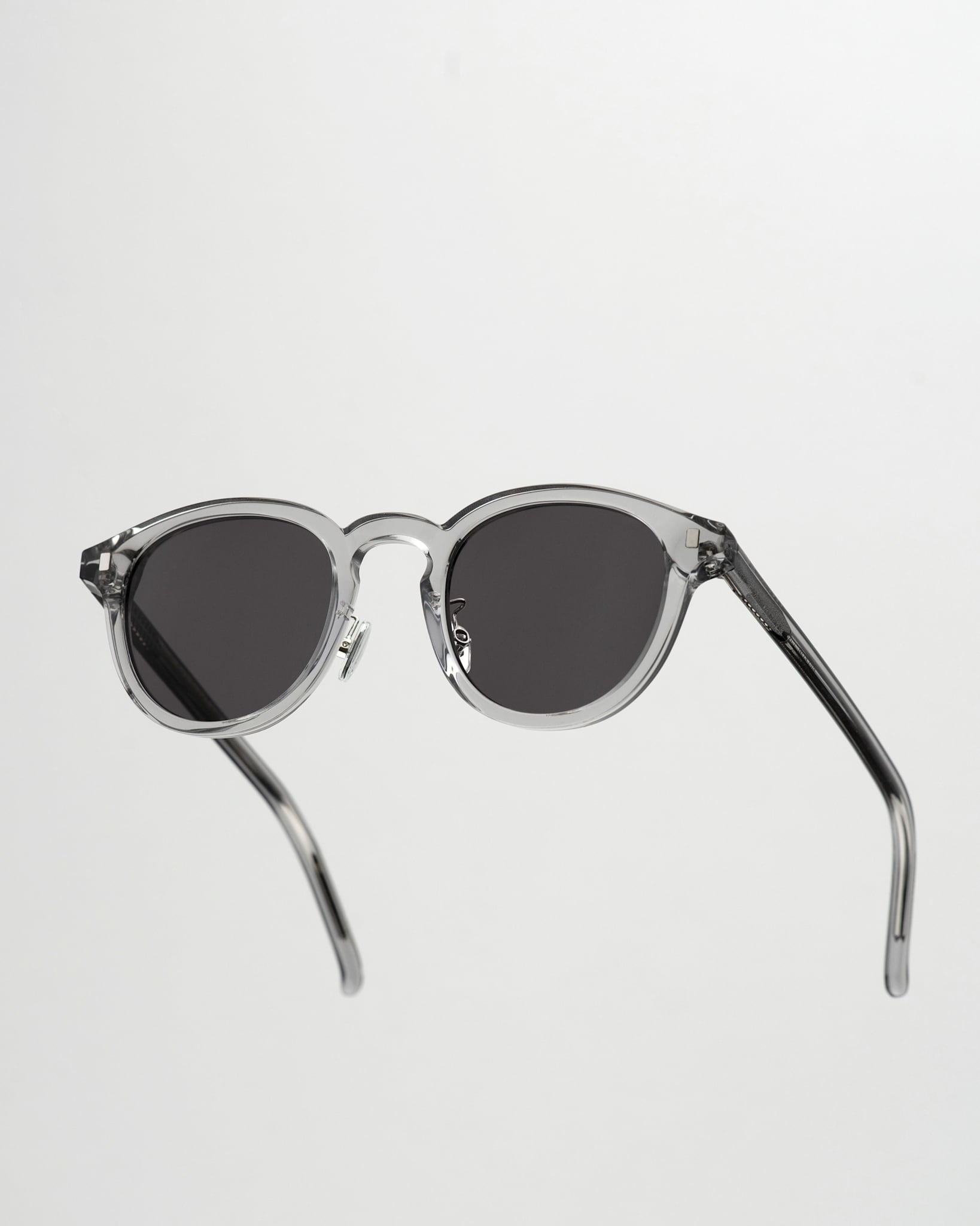 Nelson Grey - grey solid lens