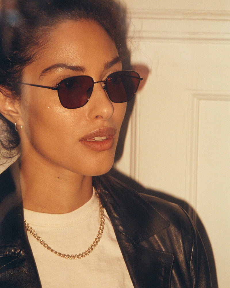 Otis Black - pink solid lens