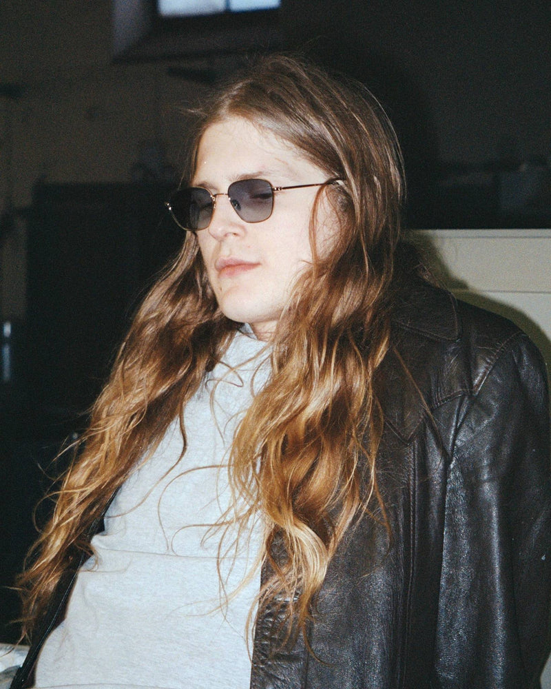 Otis Silver - grey gradient lens