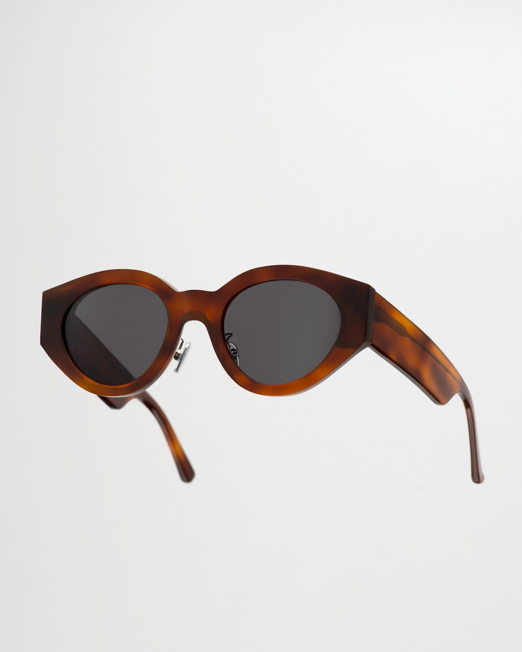 Polly Amber - grey solid lens