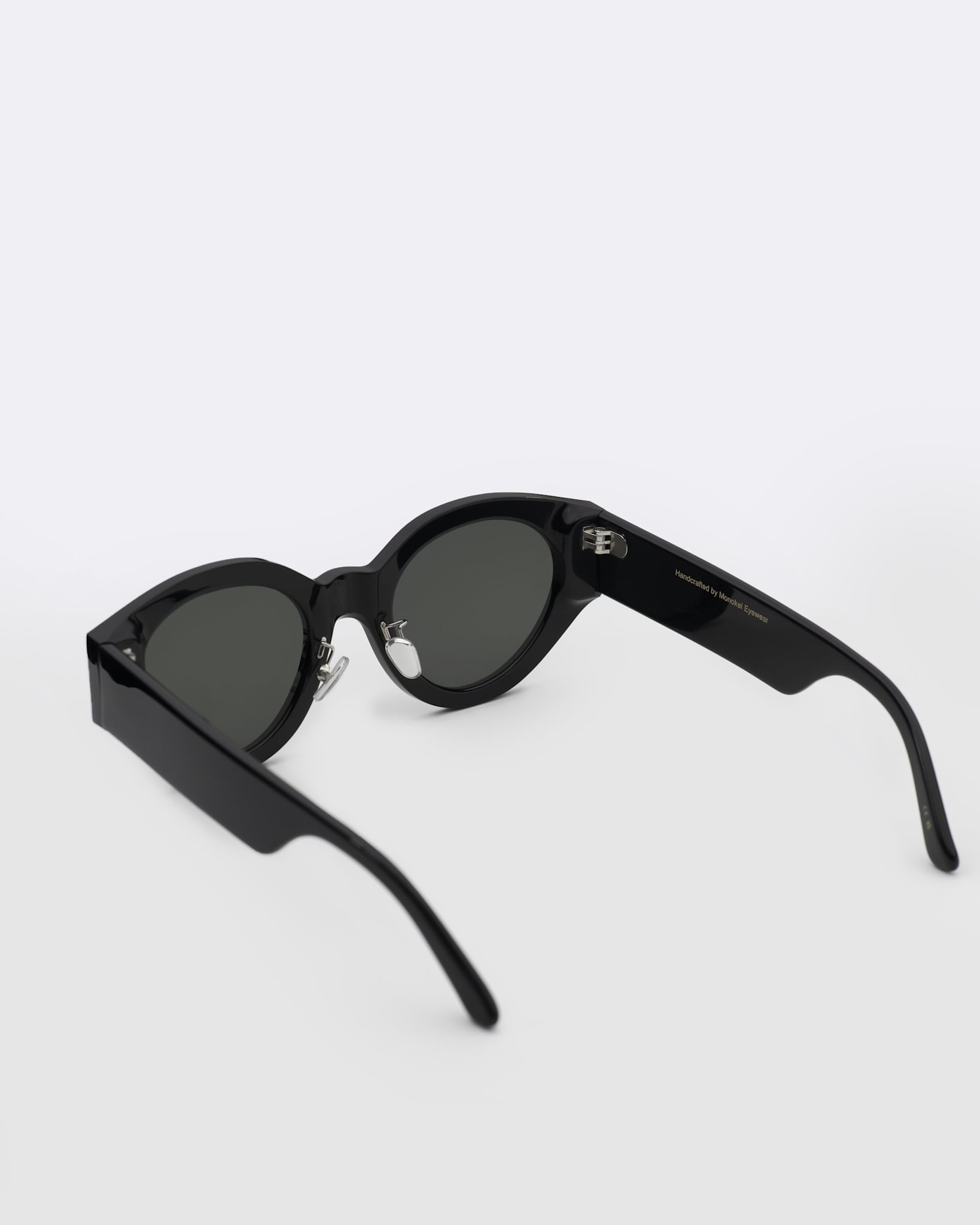 Polly Black - green solid lens