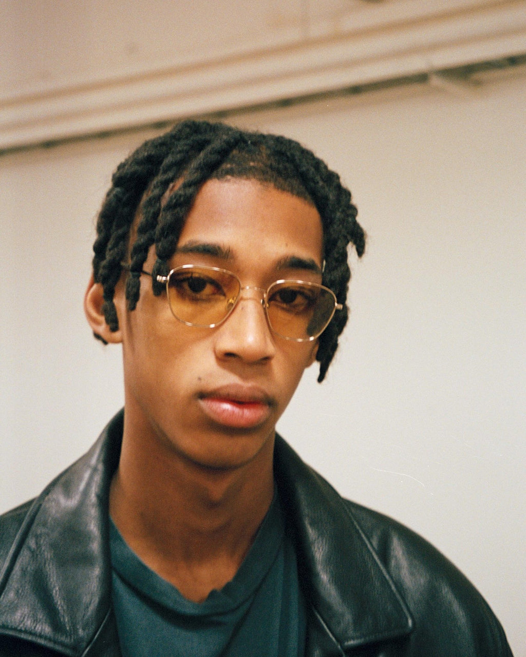 Otis Gold - yellow gradient lens